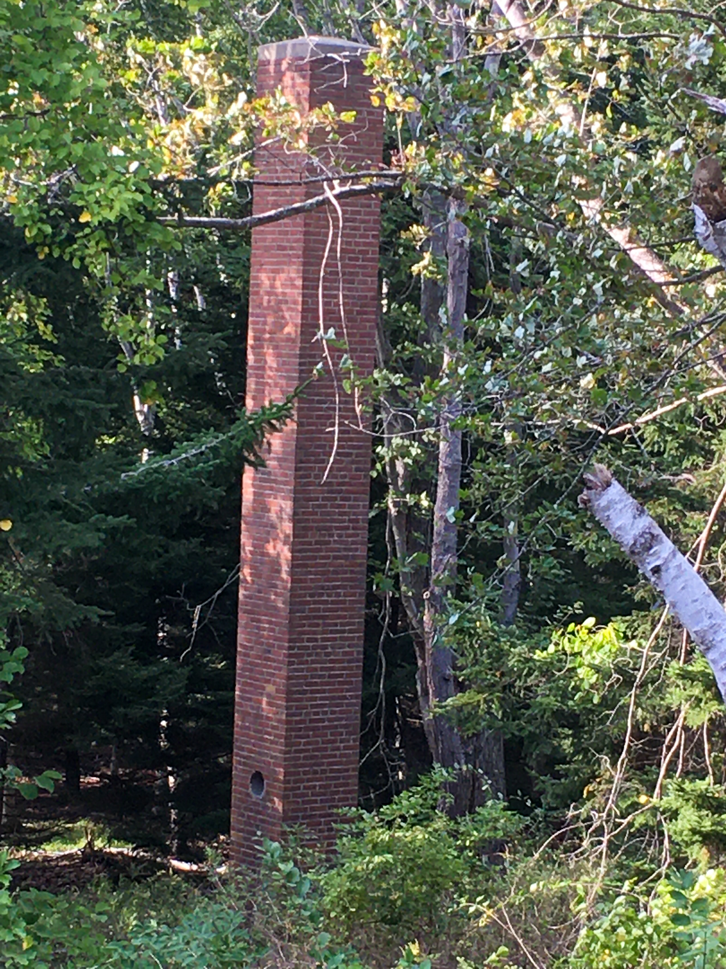 brick chimney like thing
