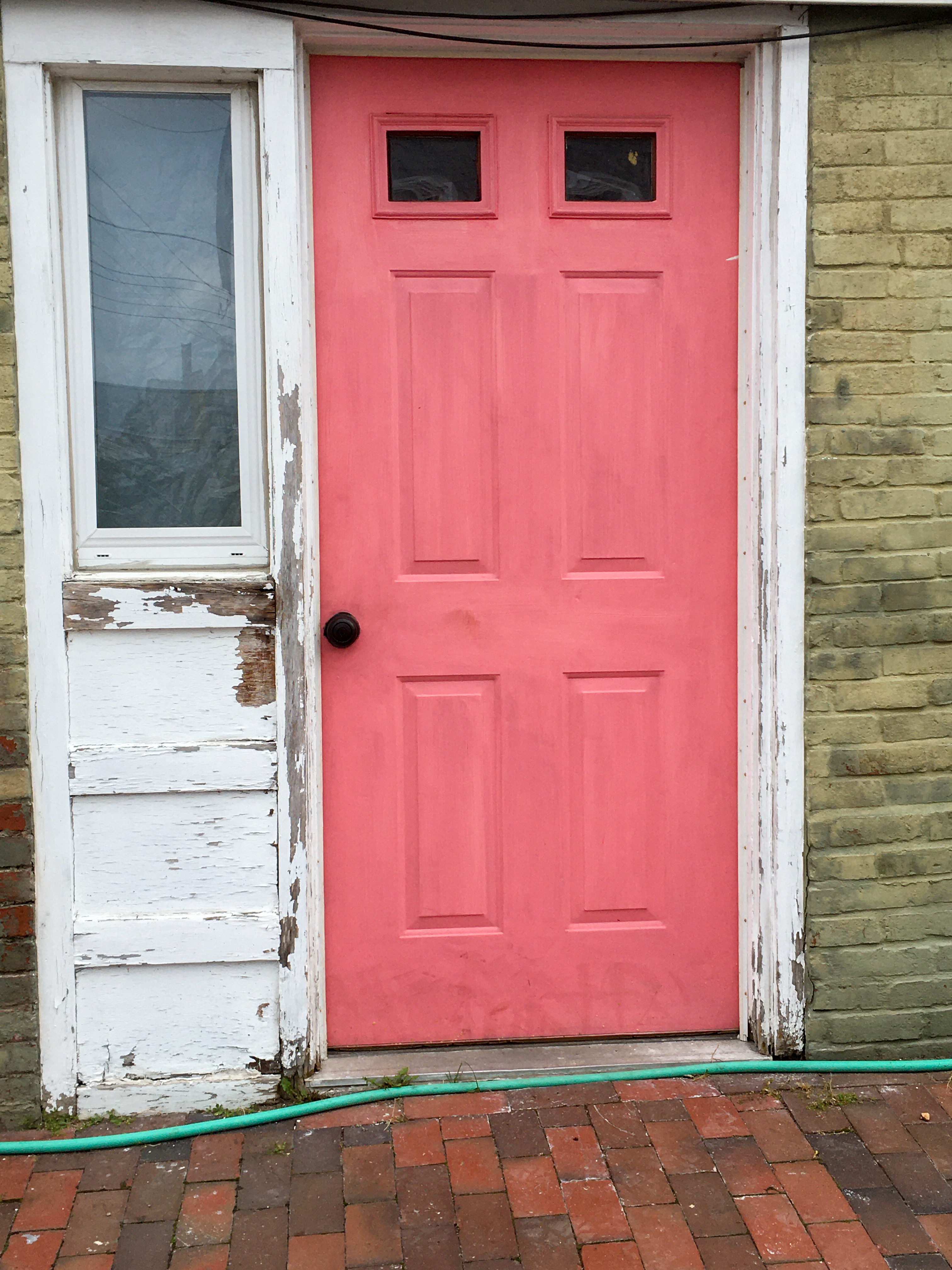pink door