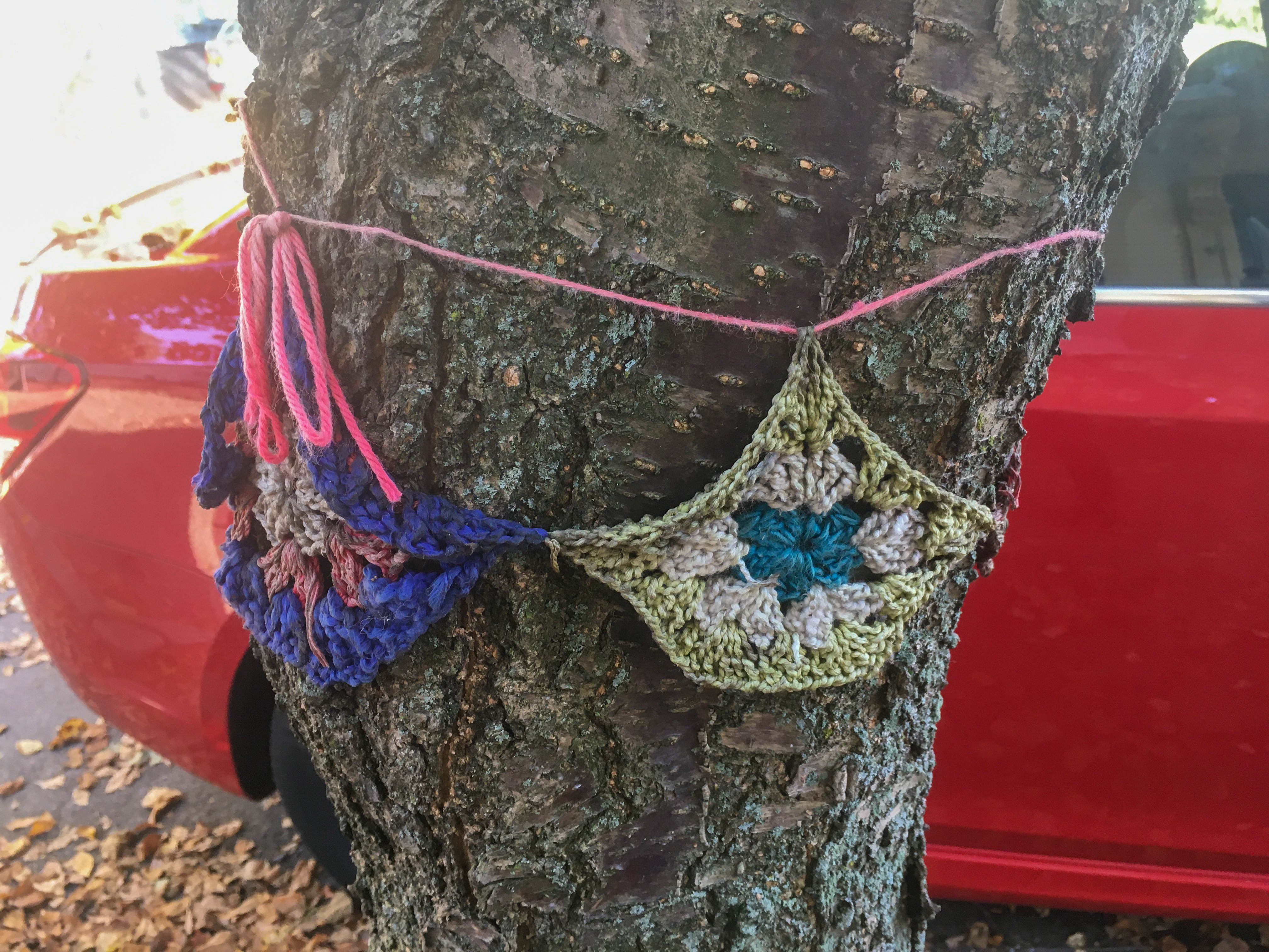 yarn bombing