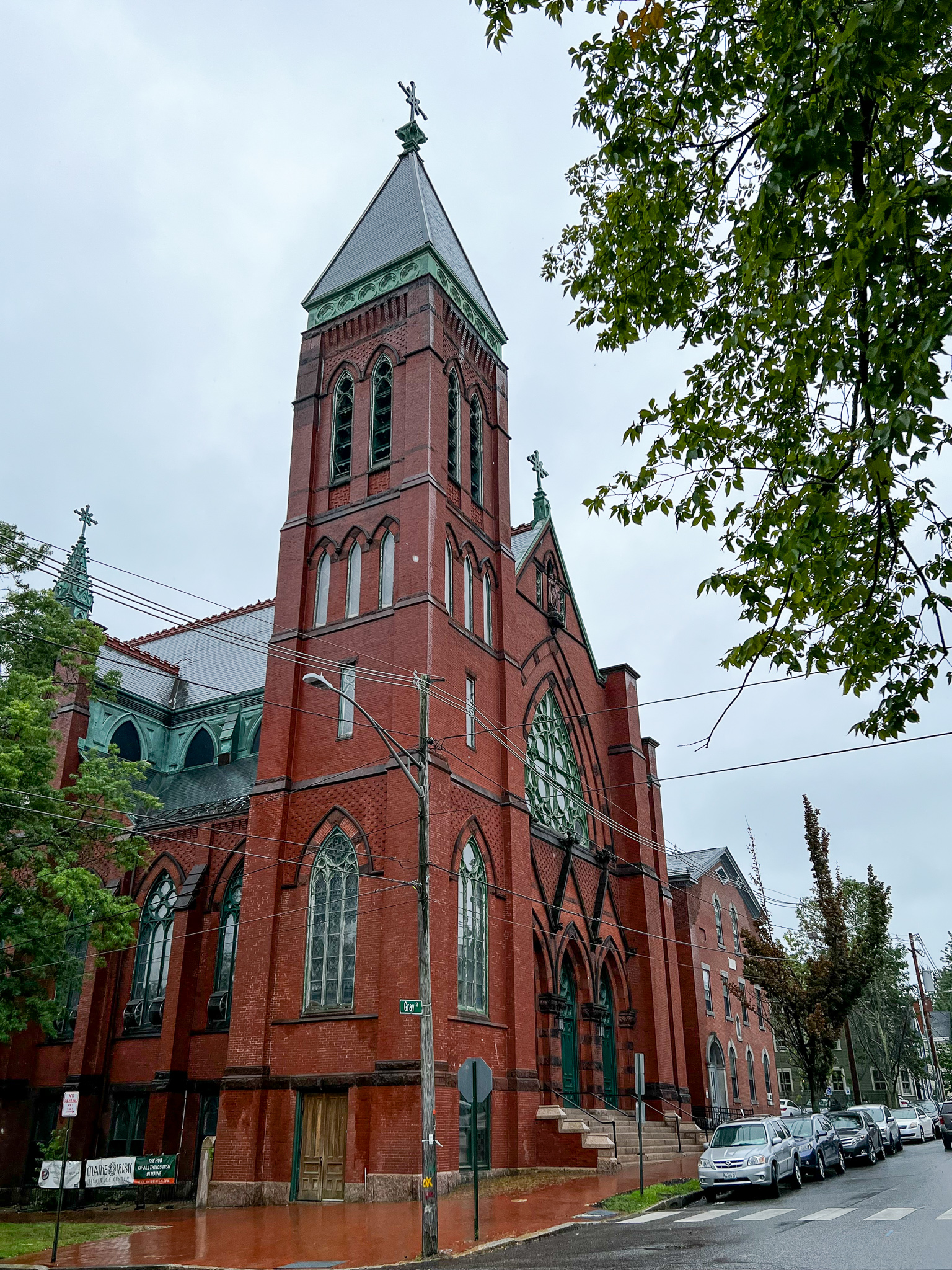 side view of the same brick catholic church